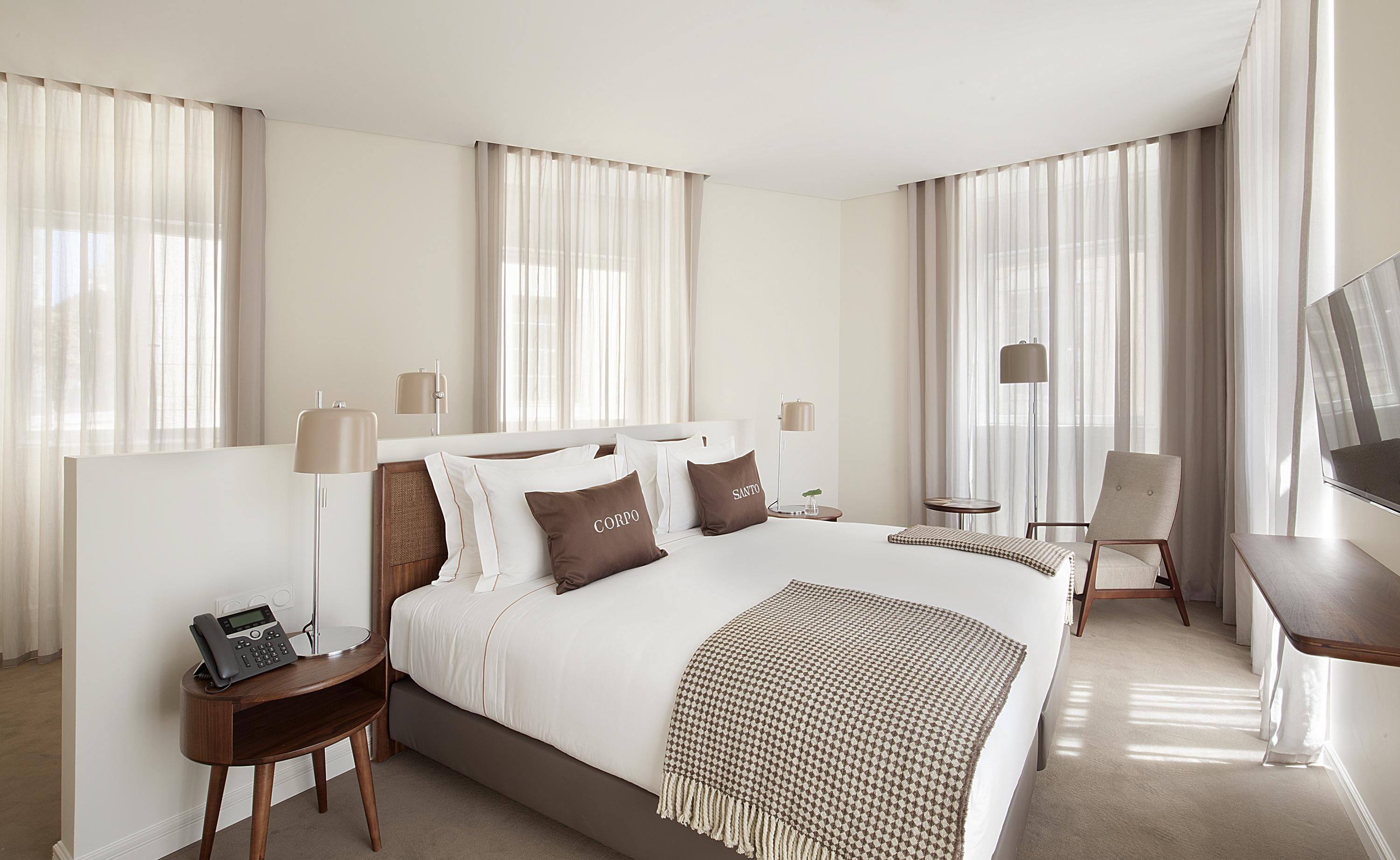 Corpo Santo Lisbon Historical Hotel Exterior photo A bedroom at the hotel